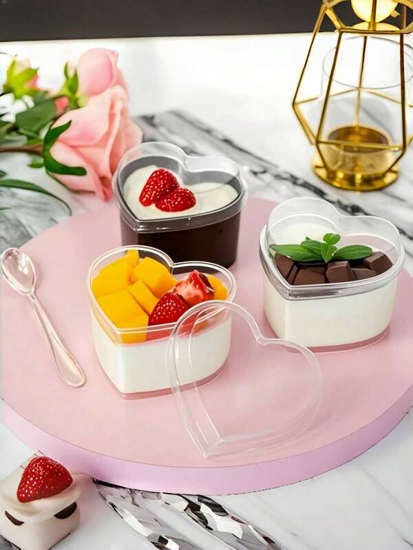 1/20/30 Stücke herzförmige 150ml transparente Plastikdessertbecher mit Deckeln, geeignet als Geschenke zum Muttertag, für Hochzeiten, Hochzeitspartys