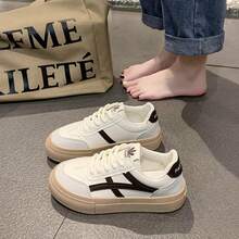 Women's Classic Sneakers White Spring/Autumn High-End Sporty Casual Platform Shoes, Retro Versatile - Brown - View 5