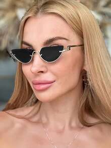 1pc Women's Half-Frame Square Metal Fashion Glasses Personalized Fashion Glasses, Suitable For Daily Outdoor Driving Travel Catwalk Party - Semicircular Gold Frame Gray Piece - View 4