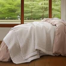 Cozy Comfort Twin Extra Long Quilt Set - Soft Ultrasonic Twin Quilt Set - Clover Bedspread Twin Size - Lightweight Bed Coverlet For Kids (Includes 1 White Quilt, 1 Pillow Sham) - Beige - View 6