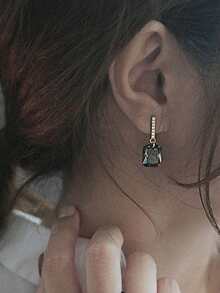 1 Pair Of Exquisite And Elegant One Word Diamond Square Crystal Dangle Earrings For Women Prom Party Wear Mother's Day Gift S925 Sterling Silver Fine Jewellery Gift - Olive Green Diamond Square Pendant Earrings - View 4