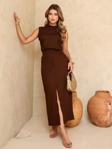 Linen Long Skirt Set With Blouse, Tailored Cutout Skirt With Back Lining And Worked/Structured Hem, Functional Zipper And Button, Blouse With Collar And Sleeves That Match, Metal Button On The Back, Linen Fabric With A Cotton Touch, Size P 38 M 40 G 42 GG 44 - Cà phê nâu - Xem 1