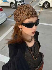 1 pezzo di accessori per capelli, foulard, sciarpe, sciarpa triangolare da donna, stile hip-hop, versatile, in tessuto di raso floreale