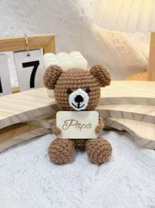 1 peça de 3,9 polegadas de estatueta de urso de pelúcia de crochê com energia positiva personalizada, personalizável com nomes de membros da família, adequada para o dia das mães, dia dos pais, aniversário de casal, confissão, festa, casamento, aniversário, presentes de Natal, presente de dia das mães, multifuncional, reutilizável, ornamental, requintado, elegante, adorável, colorido, fofo, engraçado, personalizado, único, presentes ideais para ela, presentes ideais para ele, para aniversários, para aniversários