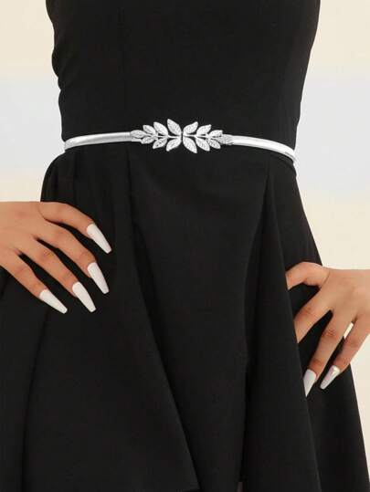 1 قطعة حزام خصر للنساء مزين بأوراق فضية، إكسسوار سلسلة خصر مرن وأنيق يمكن ارتداؤه مع الفساتين والتنانير والسترات في المناسبات اليومية والحفلات في الصيف والمدرسة والخريف وعيد الهالوين