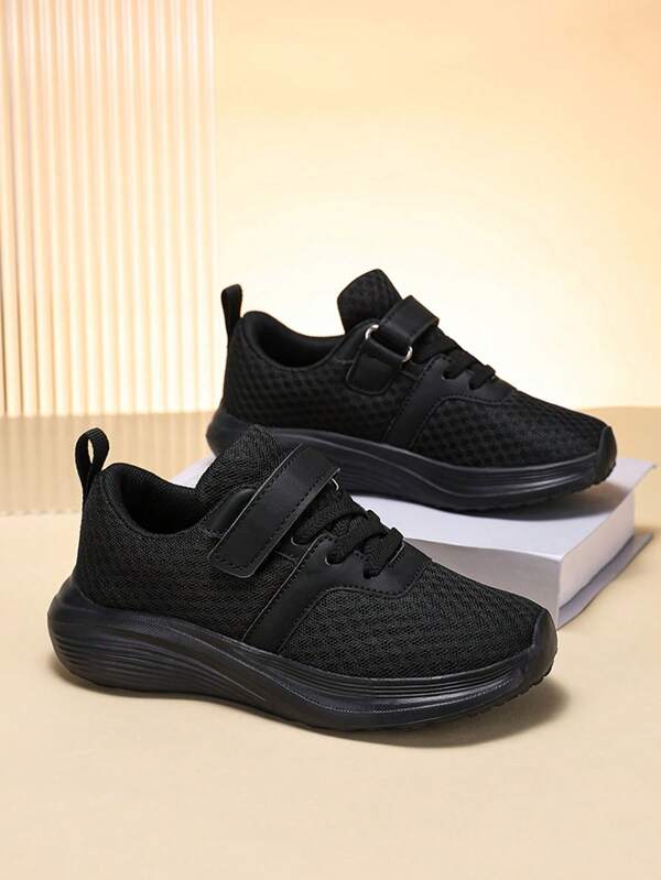 Boys And Girls Mesh Breathable Casual Shoes, Black Sports Sneakers, Running Breathable Non-Swelling Soft Bottom Running Shoes, Lightweight Walking Shoes With Lace Up Closure - Suitable For Outdoor Comfortable And Casual Wear In Spring And Autumn