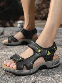 Nuevas sandalias de cuero genuino con suela suave para hombres, diseño de moda, con respirabilidad, cómodas para uso casual, al aire libre y en la playa, estilo romano