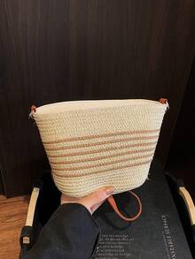 1pc Fashion Retro Woven Small Bag Japanese Striped Crossbody Straw Bag Paper Rope Casual Beach Bag Commuter Crossbody Bag, Smooth Zipper Closure, Casual And Simple Style, Suitable For Girls To Go Out Shopping, Daily Use, It Is A Good Choice To Give A Little Girl A Gift, A Must-Have Item For A Beach Vacation - Straw Small Shoulder Bag - View 3