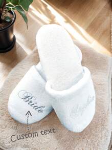 1 para spersonalizowanych dużych pantofli ślubnych z inicjałami dla gości weselnych, spersonalizowane panny młode, wieczór panieński, wygodne, miękkie, ciepłe, domowe, wycieczka, prezent, hotel, spa, puszyste pantofle, prezenty dla dziewczyn, żon, matek, córek, idealne dla panien młodych, pań, podróżniczek i na święta