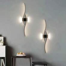 1 Piece Modern Gold LED Wall Sconce, Iron Body, Acrylic Shade, Easy DIY Assembly, Charging Cable Not Included, Suitable For Office, Bedroom, Dining Room, Hallway, Outdoor Decorative Lighting, Birthday Gift For Friends, With Remote Control, Adjustable Brightness