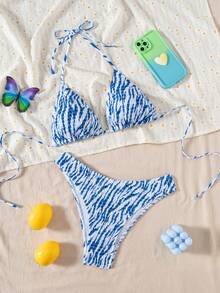 女士蓝白条纹荷叶边设计比基尼套装