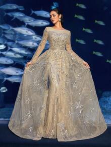 Faeriesty Haute Glamour Luxurious Sequined Mermaid Gown With Intricate Beading & Long Sleeves - Regal Underwater Fantasy Dress For Garden Banquets, Red Carpet Events, Underwater Photoshoots & Marine-Themed Weddings - Rượu sâm banh - Xem 3