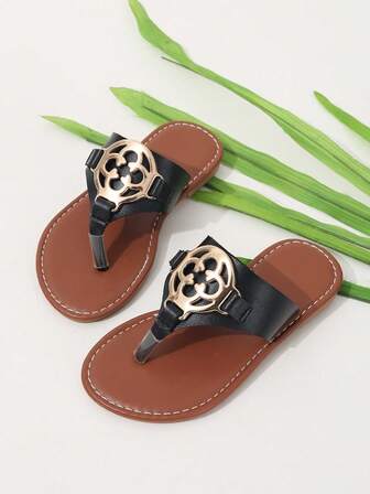 1 双儿童时尚休闲可爱耐用户外金属扣凉鞋，儿童沙滩拖鞋