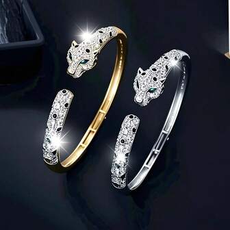 1pc Fashion Copper Inlaid Leopard Bracelet, Full Cubic Zirconia Embellished, Sparkling Design. Suitable For Daily Wear And Holidays, Great Gift For Female Friends Or Mothers To Add Beauty And Elegance.