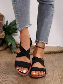 Sandal Datar Wanita Model Lebar 2025 dengan Tali Elastis Silang, Cocok untuk Liburan Musim Panas, Hitam - Hitam - View 2