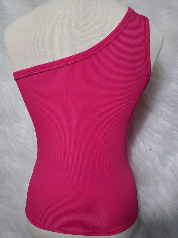 Blusa Feminina Nula Manga Argola Dourada Tecido Ribana Tendencia Mula MancaSimplesCasualTecido de malhaApliquesMalhadoAnelblusaDiárioFeriadoNoiteFesta de aniversárioRegresso a casaDespedida de solteiraviagemPalco e Concertofesta do chábrunchConcerto de música countryEsportes e FitnessRoupas de aeroportotodos