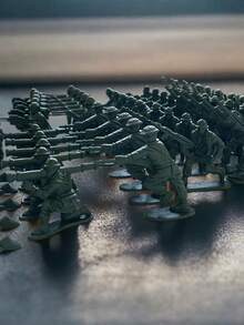 12件/60件军事士兵模型人偶，12种款式，多种姿势 - 軍綠色 - 查看 7