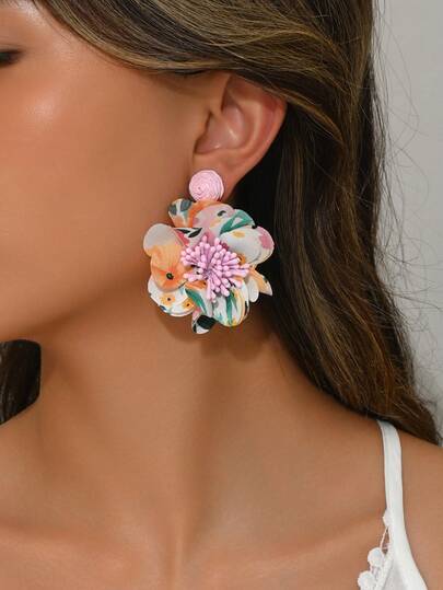 1 Pair Delicate Ditsy Floral Tassel Earrings, Nature-Inspired Sweet Bohemian Earrings, Fashion Elegant Raffia Fabric Flower Drop Earrings Suitable For Beach Vacation, Daily Wear, Women