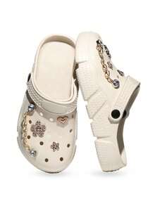 CIVHOM 女士时尚休闲木屐，轻便透气防滑软底花园鞋，夏季拖鞋沙滩鞋，带个性化闪亮饰物 - 米色 - 查看 4