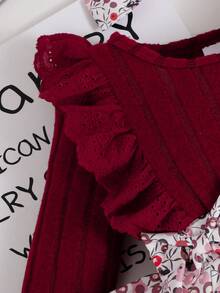 Spring/Summer Baby Girl 3pcs Set: Cap Sleeve Bodysuit, Ditsy Floral Headband And Bow Socks - Burgundy - View 3