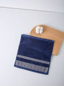 1pc Thin Bath Towel, Variety Of Colors, Minimalist Jacquard Plaid Pattern, Rectangular 70*140cm Adult Unisex Swimwear, Bathing, Wrapping Towel Or 34*74cm Hand Towel, 34*34cm Handkerchief, Quick-Drying, Absorbent, Soft, Suitable For Bathroom, Kitchen, Travel, Holiday Gift, Gym, Beach, Hotel, Salon, Outdoor