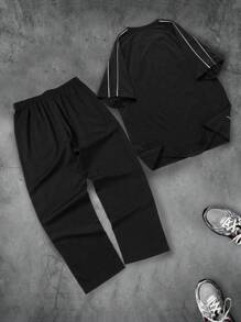 Ensemble décontracté pour hommes composé d'un t-shirt à manches courtes imprimé voiture de course et d'un pantalon de jogging avec cordon de serrage