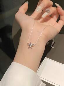 1pc Shiny Silver Starfish Necklace, Suitable For Women Everyday Wear