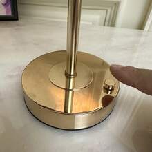 1pc Rechargeable Feather Table Lamp With Built-In Battery, Portable Cordless DIY Home Living Room Coffee Table LED Decorative Lamp, Bedside Desk Lamp, Ins Style Girl Live Stream Atmosphere Light, Birthday Wedding Romantic Night Light, European & American Style + 1 Charging Cable, Lamp Body Color French Gold, Actual Color May Differ From Image - Multicolor - View 8