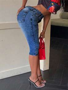 Women's Elastic Skinny Stretch 3/4 Capri Jeans - Medium Wash - View 4