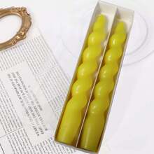 2pcs Cute Candy-Colored Spiral Taper Candles (Length: 20cm/7.87in), Suitable For Home Decor, Dinner Party, Wedding, Valentine's Day, (Red/White/Black/Green/Pink/Purple) Gifts, Birthday, Graduation, Romantic European-Style Elegant Holiday Home Decor, Unscented Twist Candles, Atmosphere-Creating Photography Prop, Christmas Decorations, Christmas Gifts