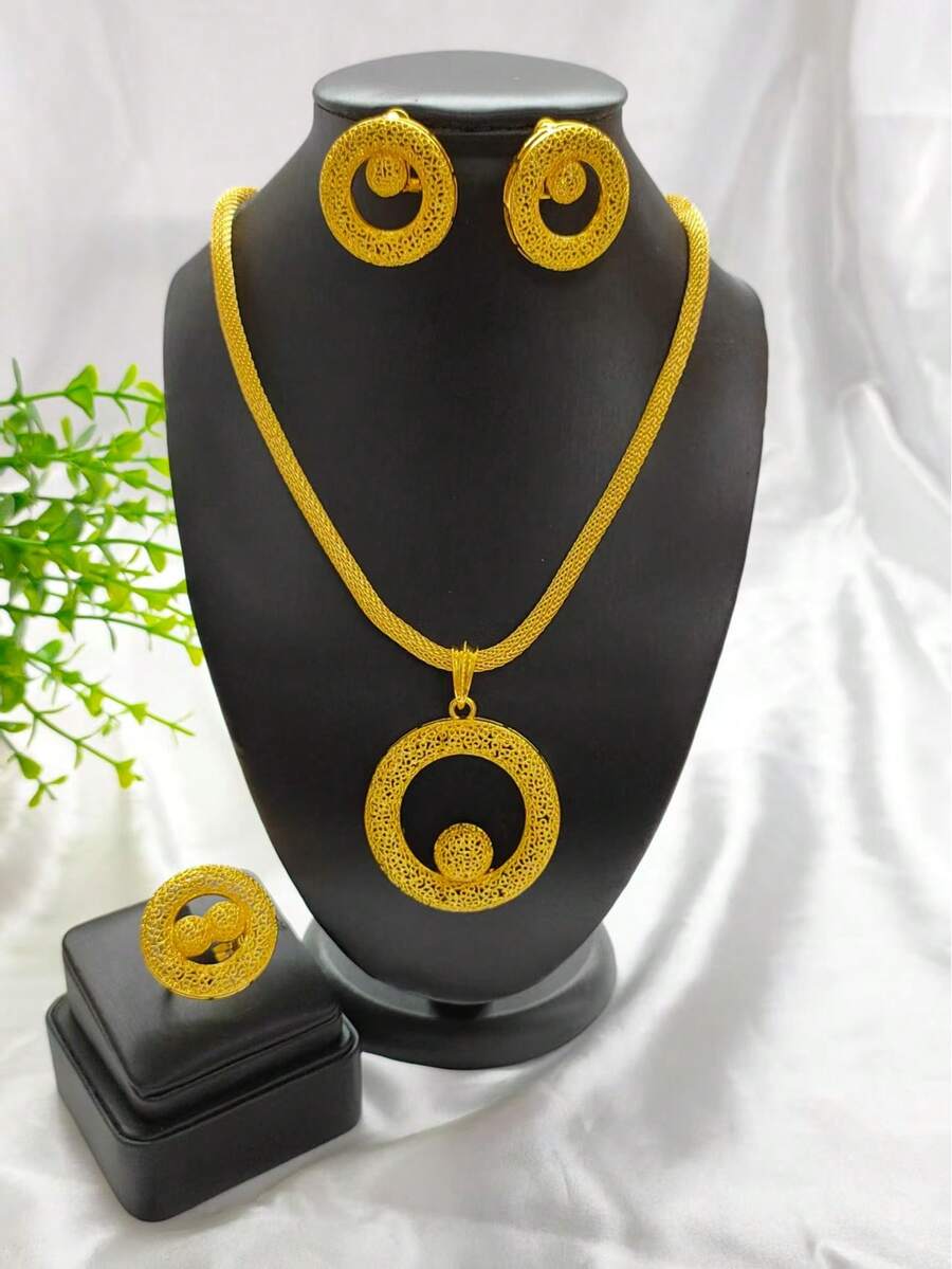 1set Gold-Plated Round Pendant Necklace, Earrings And Ring Fashion Jewelry Set For Women, 3pcs/Set, Perfect For Saudi Arabia, Europe, America, Middle East, Dubai, Bridal, Wedding Party, Mother's Day, Wedding Season - Yellow Gold - View 1