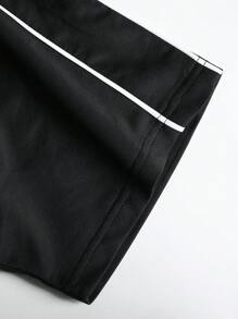 Ensemble décontracté pour hommes composé d'un t-shirt à manches courtes imprimé voiture de course et d'un pantalon de jogging avec cordon de serrage