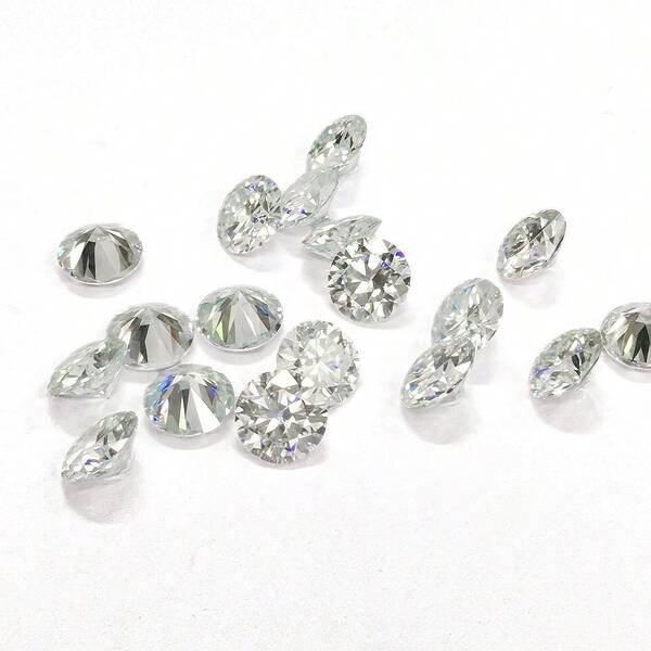 [3.0mm] Wholesale Round Moissanite Stones, VVS1 Clarity, D Color, 5pcs/50pcs/100pcs For Jewelry Making Rhinestones