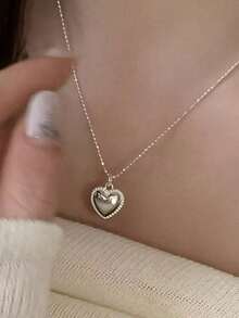 Pure Silver Love Necklace, Versatile, High-End, Light Luxury, Niche Design, Clavicle Chain, New Hot Style For Women, A Valentine's Day Gift For Your Girlfriend - Heart Shaped Bead Necklace - View 3