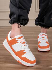 Sapatos Esportivos Casuais Confortáveis de Solado Plano à Prova d'Água com Efeito de Couro, Adequados para Uso Externo, Todas as Estações