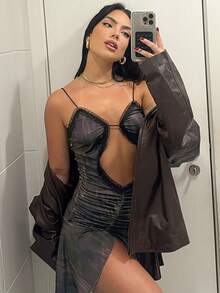 Vestido mini con recortes sexy para primavera y verano - Vestido ajustado de fiesta con volantes y drapeado para chicas cool - Negro - Ver 5