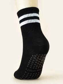 1 Pair/7 Pairs Women's Yoga Crew Socks With Stripes & Solids, Suitable For Yoga, Pilates, Gym Outfits - Non-Slip Silicone Dot Design, Breathable - Multicolor - View 9
