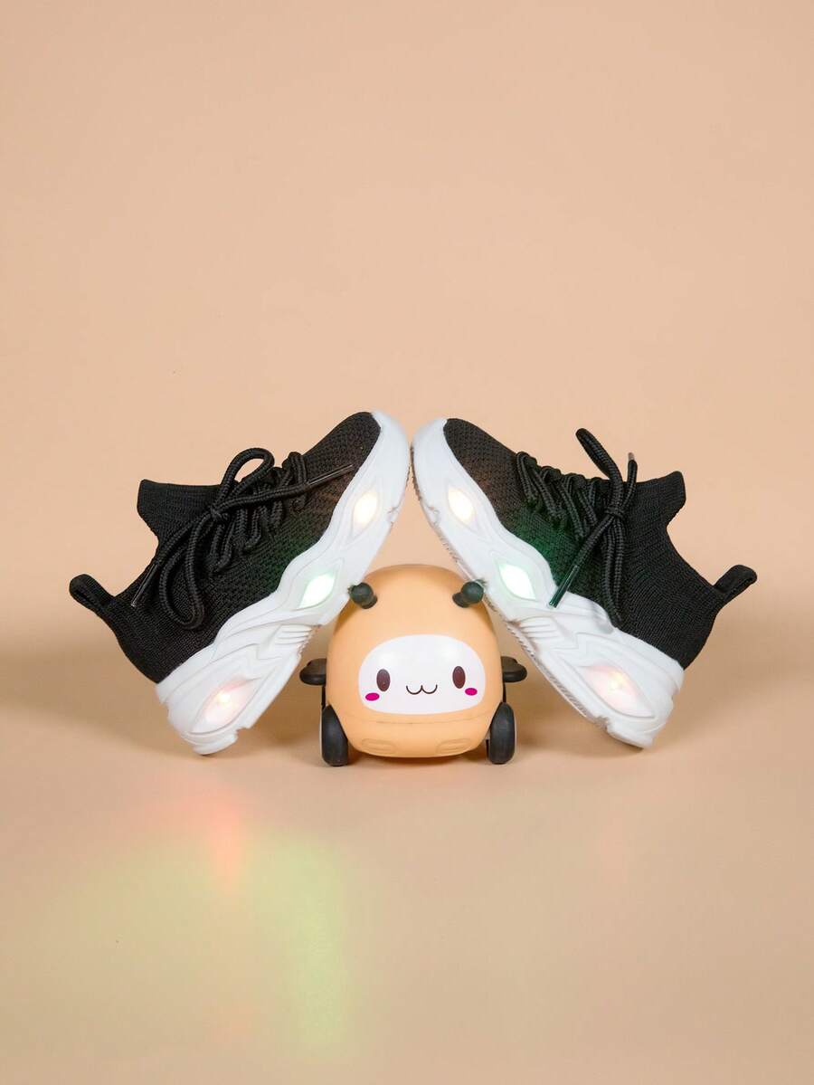 全新婴儿和幼儿低帮夜光休闲时尚透气减震易穿脱跑步鞋 - 黑與白 - 查看 1