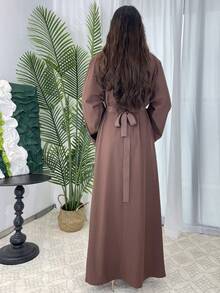 Vestido largo de manga larga con color liso, moda sencilla y elegante, diseño modesto para mujeres árabes