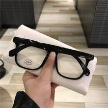 1pc Fashion Retro Non-Prescription Glasses, Large Frame Rectangle Black Eyeglass Frame For Nearsighted, Suitable For Round Face
