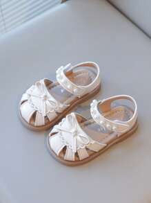 Sandali estivi per bambine/bambine in età prescolare di nuovo stile con decorazione carina a fiocco di perle, fondo morbido antiscivolo, leggeri e comodi per bambini