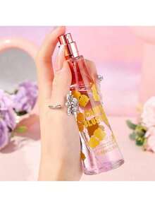 1 pieza/88ml Spray de fragancia, ambientador de hogar, aromaterapia, que contiene la esencia del encanto natural y fresco de larga duración, empaque de diseño innovador, con lindos personajes de dibujos animados, adecuado para verano, Día de la Madre, interior, exterior, citas, fiestas, vacaciones, hogar, oficina, es el regalo ideal para amigos y parejas.