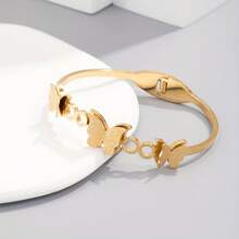 1 pieza Brazalete abierto chapado en oro de 18K de acero de titanio para mujer, diseño vintage de mariposa, accesorio de lujo de moda, adecuado para uso diario y vacaciones de verano