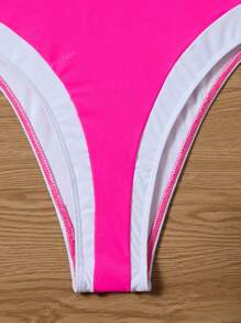 Bañador de una pieza para mujer con escote en V profundo y espalda descubierta, que estiliza y cubre el abdomen, ideal para spa, resort y natación