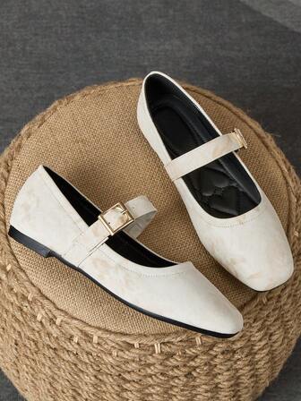 女士夏季新款玛丽珍时尚百搭别致低帮方头平底鞋，舒适简约花卉图案杏色高端扣环镀金法式优雅一脚蹬鞋