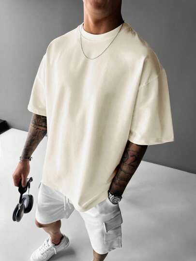 男士宽松休闲圆领短袖T恤，纯色，夏季