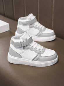 Crianças Novos Sapatos Esportivos Leves Confortáveis de Patchwork Branco e Cinza, Design Minimalista Adequado Para Fitness Infantil, Corrida, Jogos Ao Ar Livre, Solas Macias E Absorventes De Choque, Tênis Casuais De Tamanho Grande