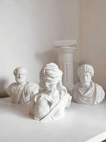 1PC Greek Roman Goddess Of Justice Candle Mold DIY Blinded Girl Bust Gypsum Mould Home Decoration Ornament Epoxy Resin Mold Handicraft Making Casting Molds