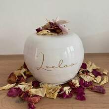 1 ملصق جداري باسم مخصص - ملصق حرف فينيل شخصي لخلفية حفلة عيد الميلاد، ديكور جدار المنزل، هدية التخرج، عيد الأم، عيد الحب، هالوين وديكور عيد الميلاد، ملصقات هدايا باسم مخصص