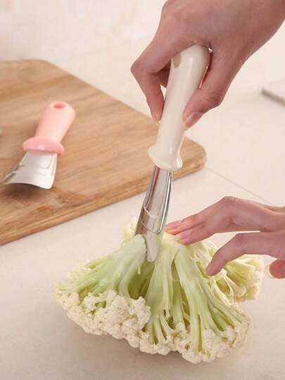 1 件迷你刮刀厨房用具，颜色随机，可用作冰箱/冰柜冰刮刀